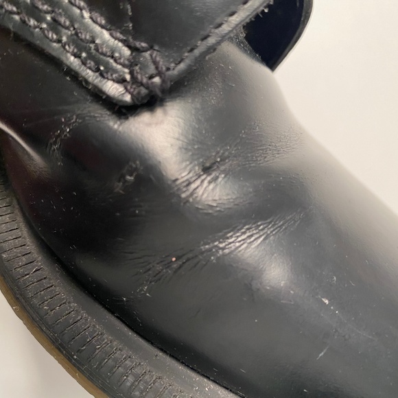 Dr. Martens Elsham Smooth Black 1460s (size 9) - Picture 8 of 10
